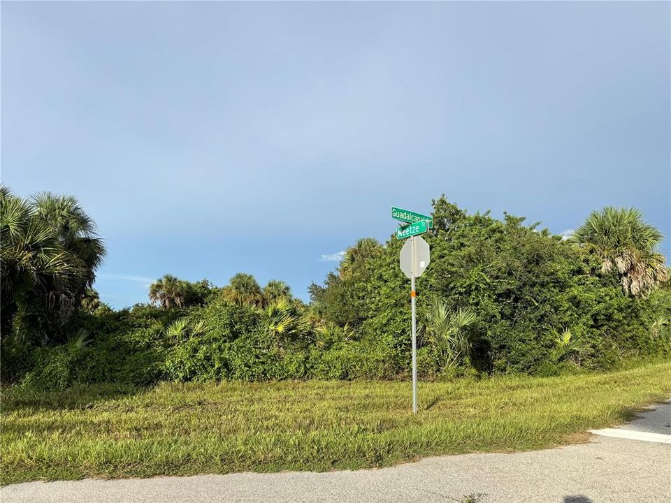На продажу: $25,000 (0.26 acres)