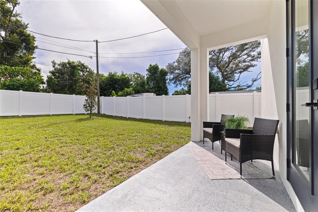 En Venta: $695,000 (4 camas, 3 baños, 2341 Pies cuadrados)