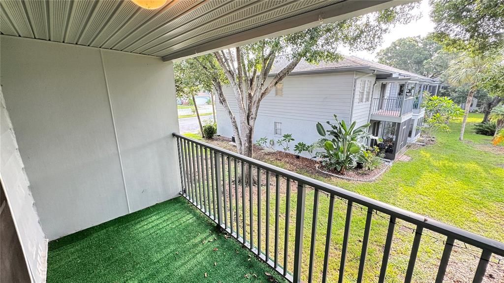 For Rent: $1,175 (1 beds, 1 baths, 670 Square Feet)