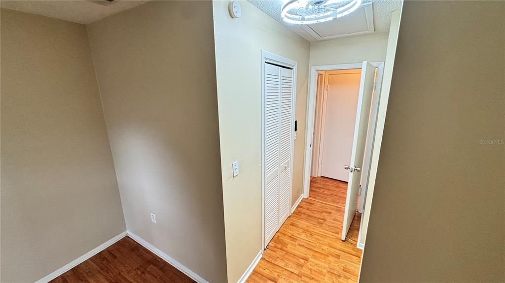 For Rent: $1,175 (1 beds, 1 baths, 670 Square Feet)