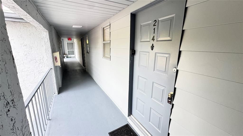 For Rent: $1,175 (1 beds, 1 baths, 670 Square Feet)