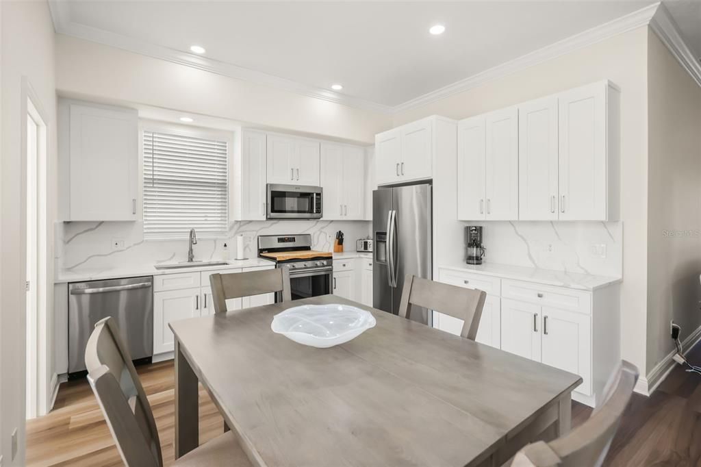 En Venta: $479,000 (3 camas, 2 baños, 1658 Pies cuadrados)
