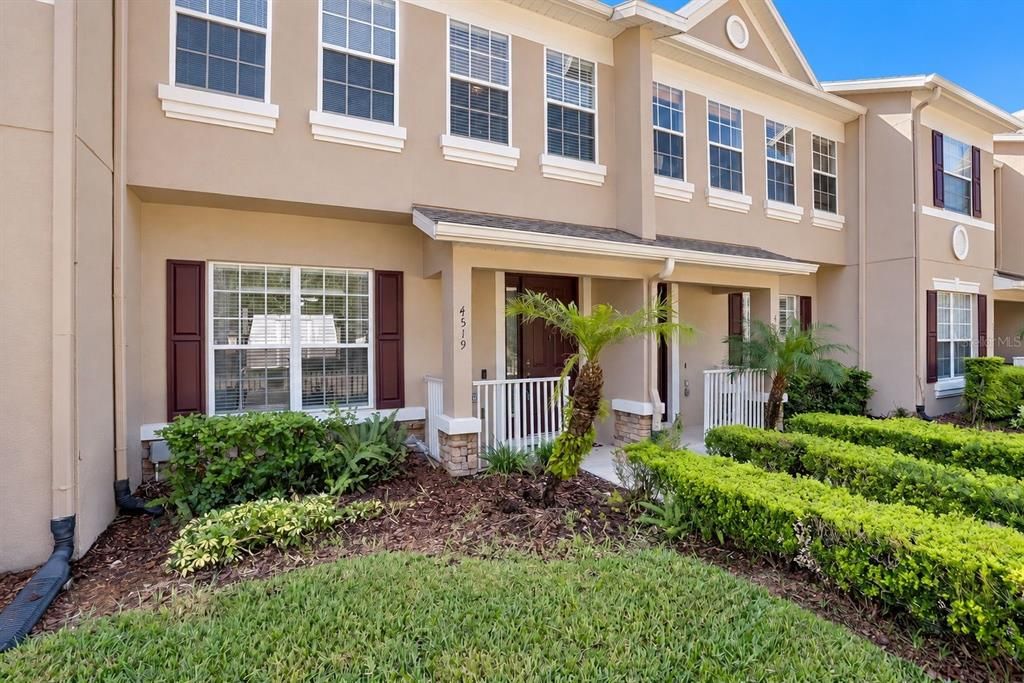 For Sale: $345,000 (3 beds, 2 baths, 1438 Square Feet)