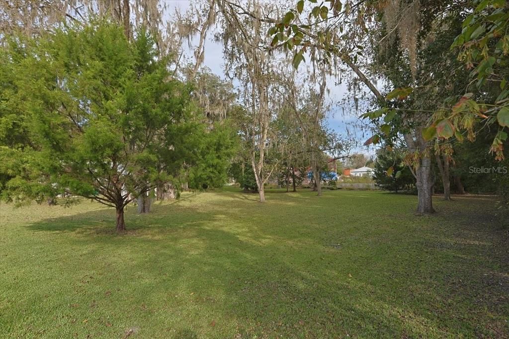For Sale: $299,000 (3 beds, 2 baths, 1372 Square Feet)
