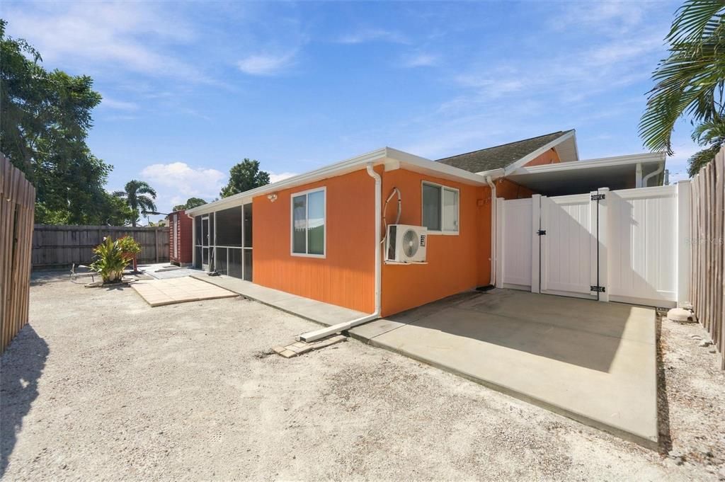 На продажу: $425,000 (3 спален, 2 ванн, 1328 Квадратных фут)