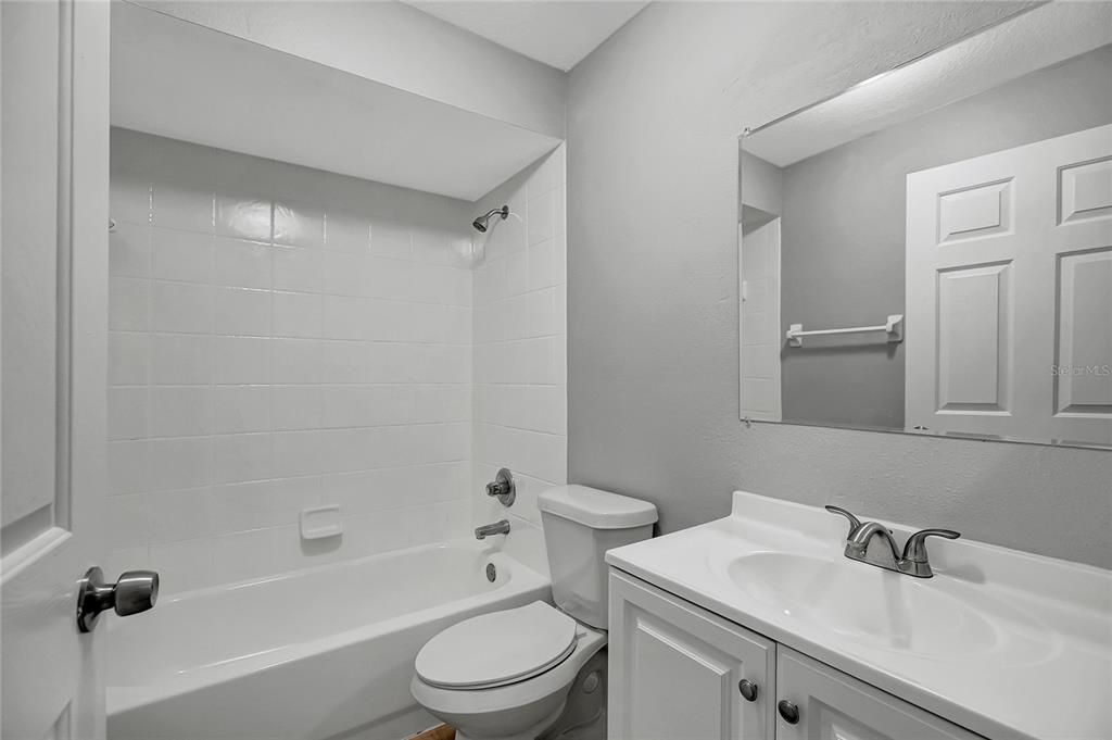 En Venta: $389,900 (3 camas, 2 baños, 1707 Pies cuadrados)
