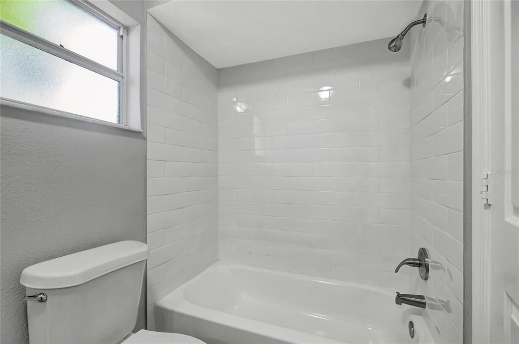 En Venta: $389,900 (3 camas, 2 baños, 1707 Pies cuadrados)