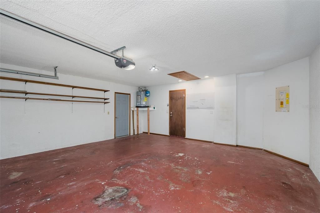 For Sale: $275,000 (3 beds, 2 baths, 2124 Square Feet)
