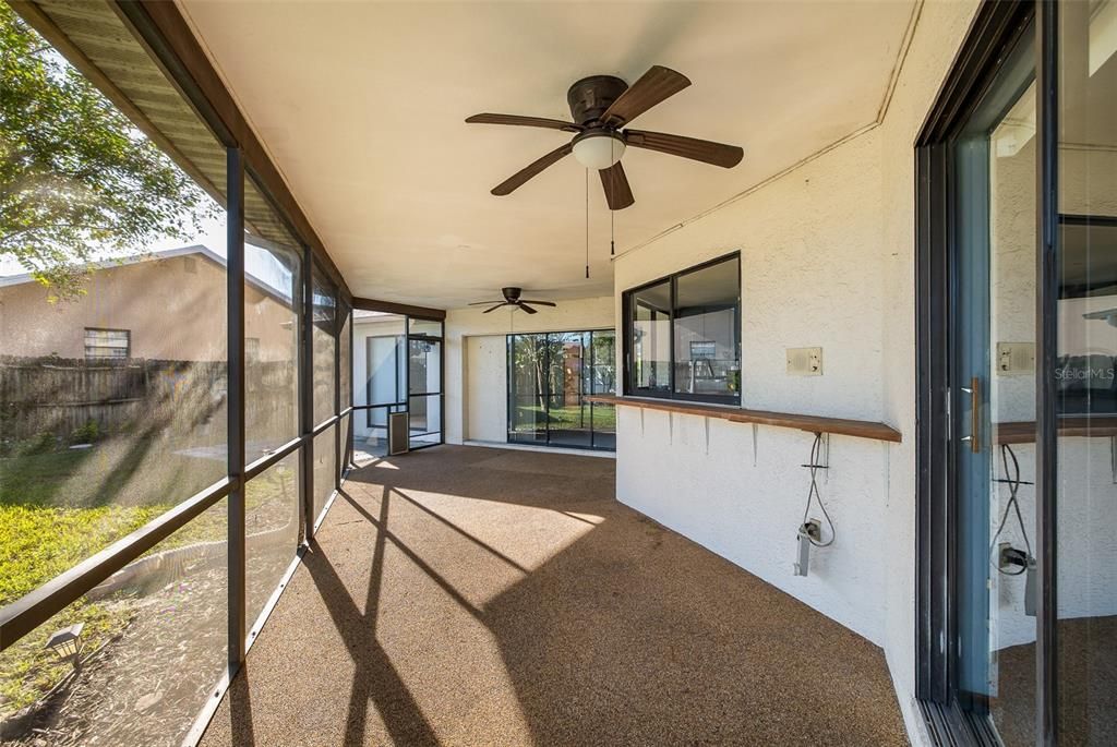 For Sale: $275,000 (3 beds, 2 baths, 2124 Square Feet)