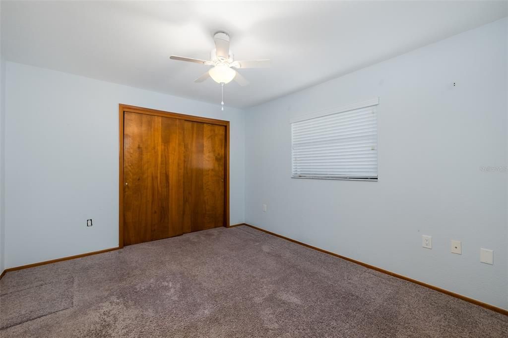 For Sale: $275,000 (3 beds, 2 baths, 2124 Square Feet)