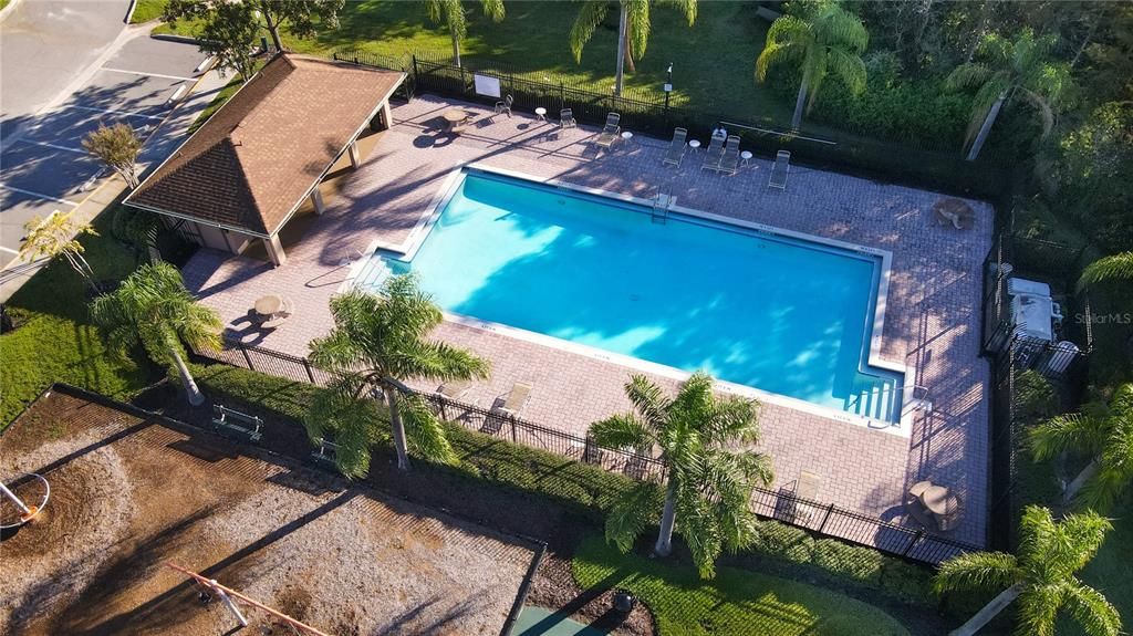 На продажу: $459,000 (4 спален, 2 ванн, 1894 Квадратных фут)