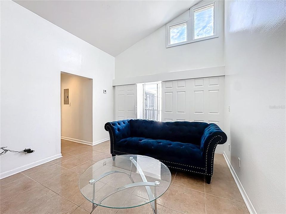 В аренду: $1,395 (1 спален, 1 ванн, 675 Квадратных фут)