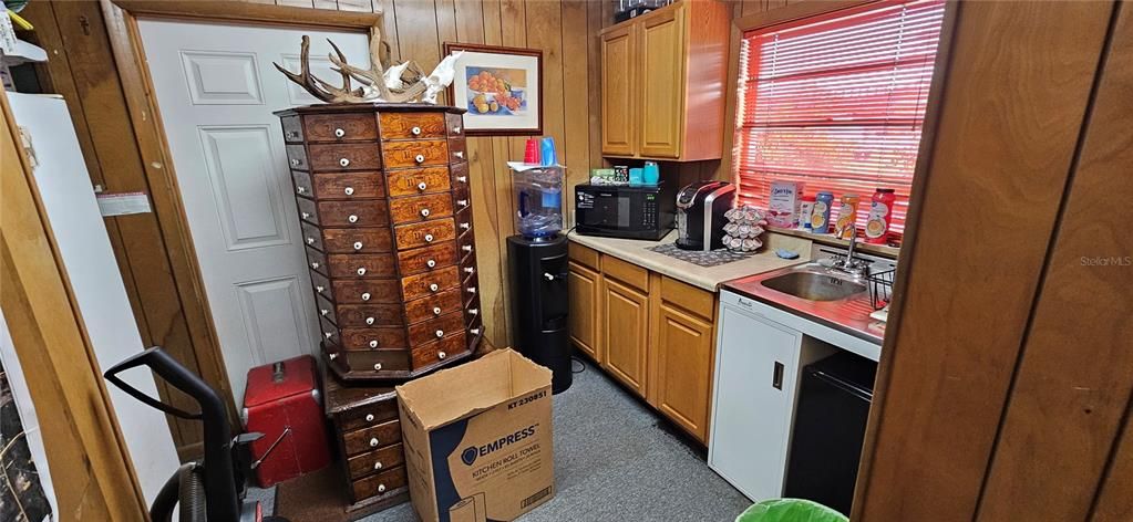 En Venta: $749,000 (0 camas, 0 baños, 770 Pies cuadrados)