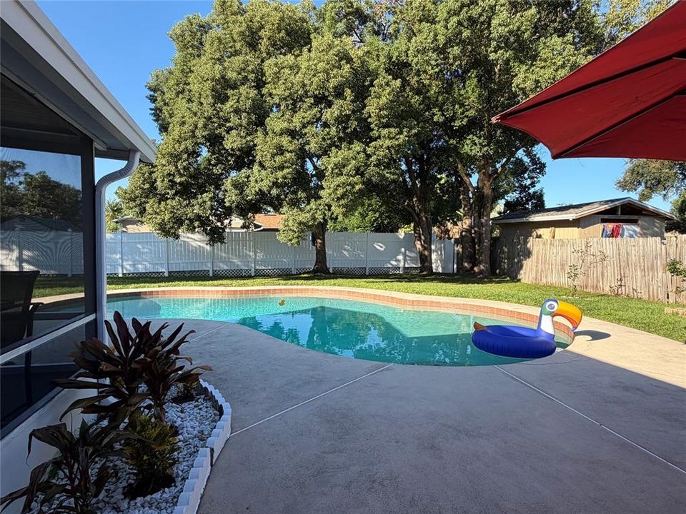For Rent: $2,500 (3 beds, 1 baths, 1596 Square Feet)