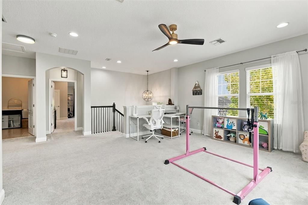 For Sale: $660,000 (4 beds, 3 baths, 2745 Square Feet)