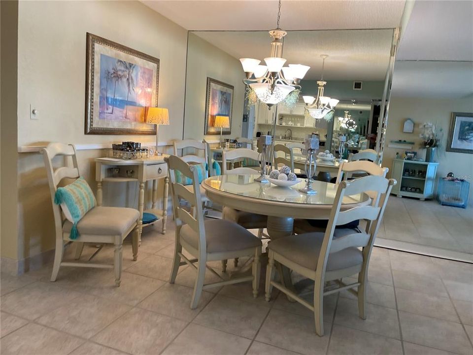 For Rent: $4,000 (2 beds, 2 baths, 1300 Square Feet)