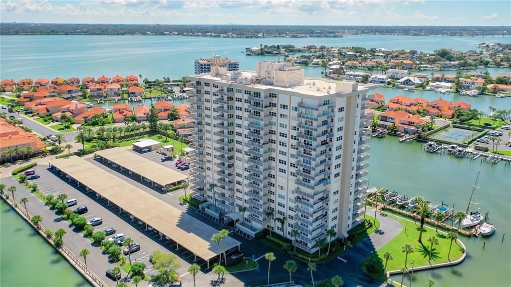 For Rent: $4,000 (2 beds, 2 baths, 1300 Square Feet)