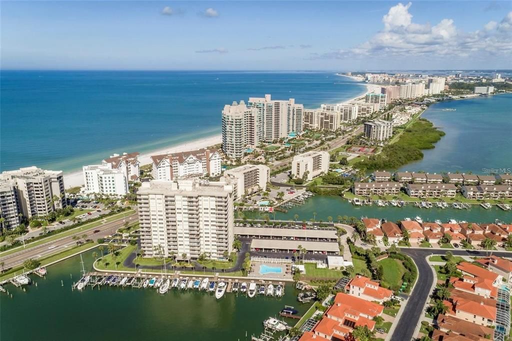 For Rent: $4,000 (2 beds, 2 baths, 1300 Square Feet)
