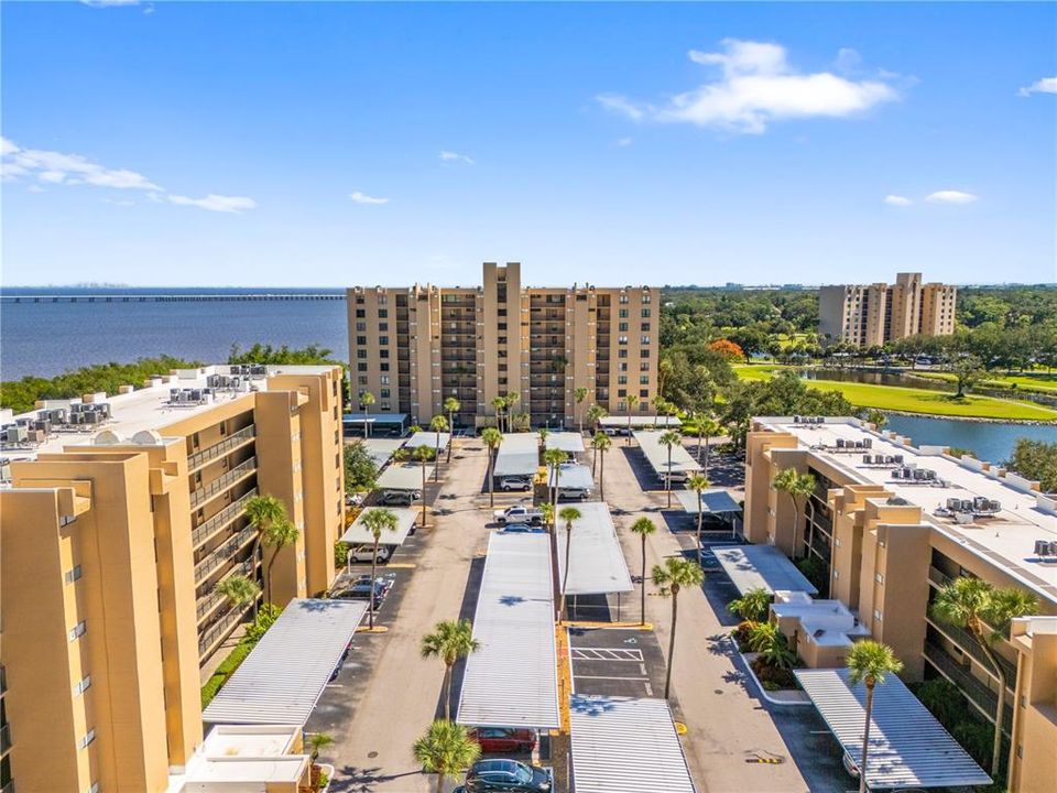 For Sale: $140,000 (2 beds, 2 baths, 1050 Square Feet)