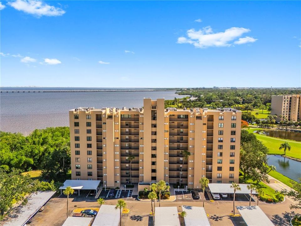 For Sale: $140,000 (2 beds, 2 baths, 1050 Square Feet)