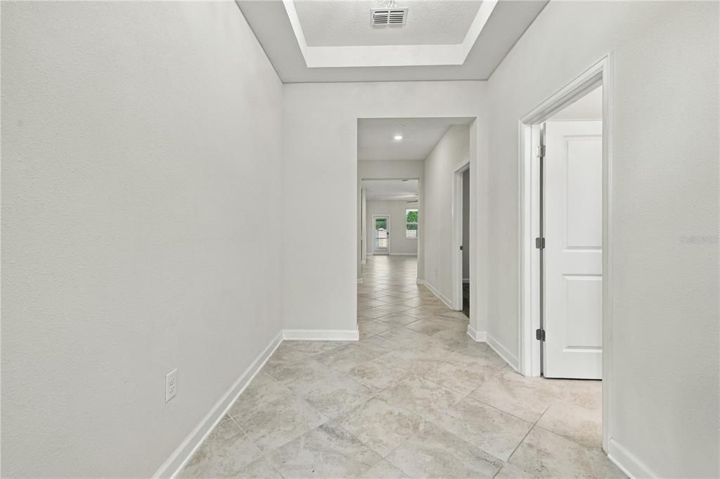 Activo con contrato: $520,000 (4 camas, 3 baños, 2136 Pies cuadrados)