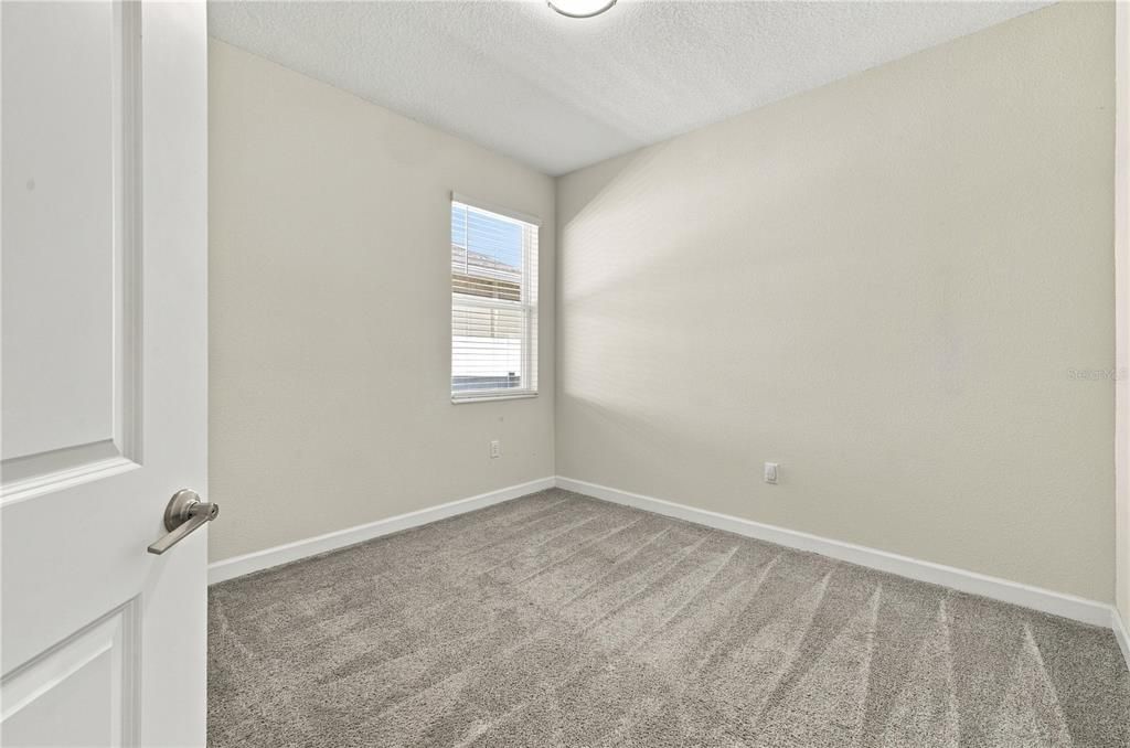 Activo con contrato: $520,000 (4 camas, 3 baños, 2136 Pies cuadrados)
