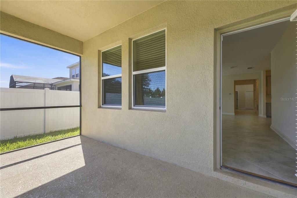 Activo con contrato: $520,000 (4 camas, 3 baños, 2136 Pies cuadrados)