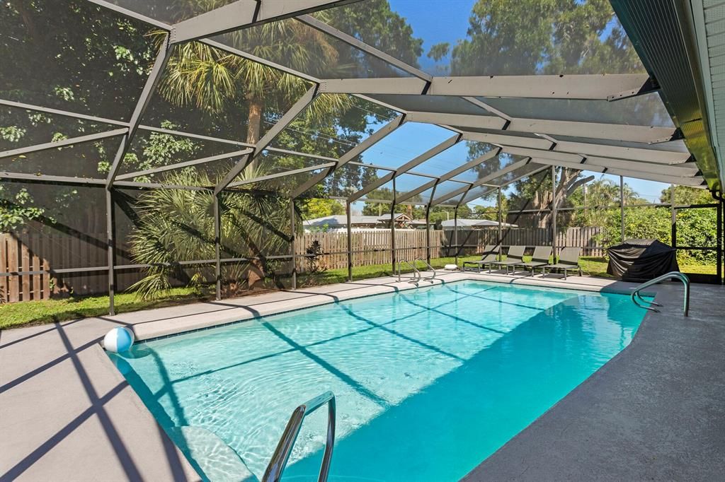 En Venta: $799,000 (5 camas, 4 baños, 1994 Pies cuadrados)