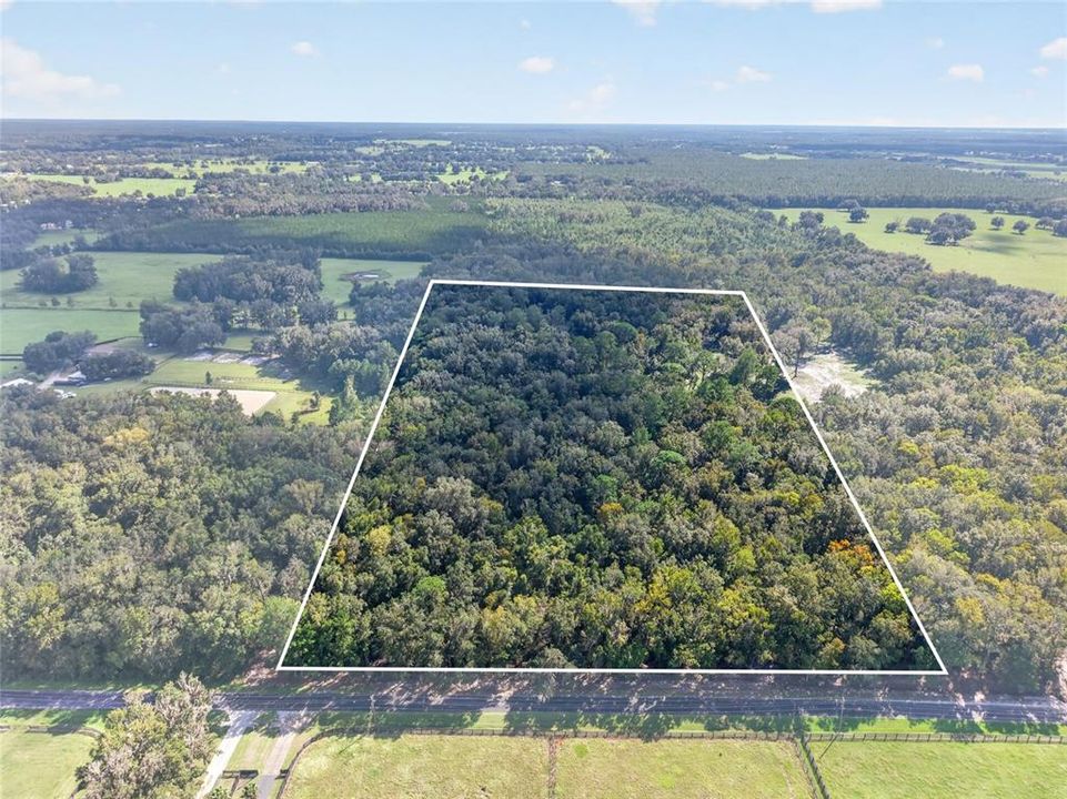 待售: $1,500,000 (57.59 acres)