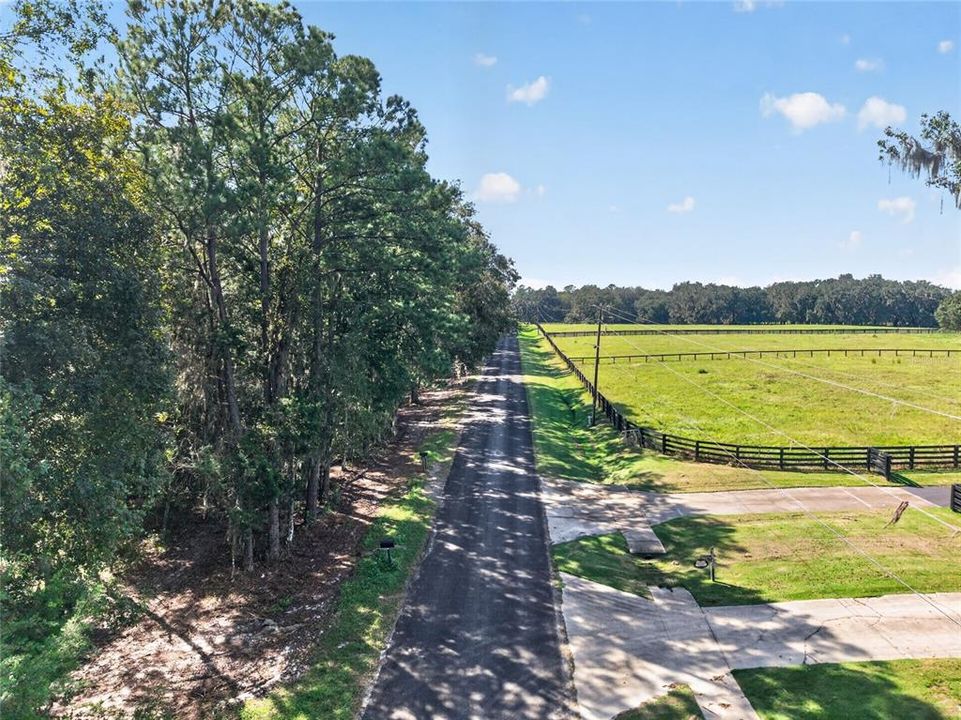 待售: $1,500,000 (57.59 acres)