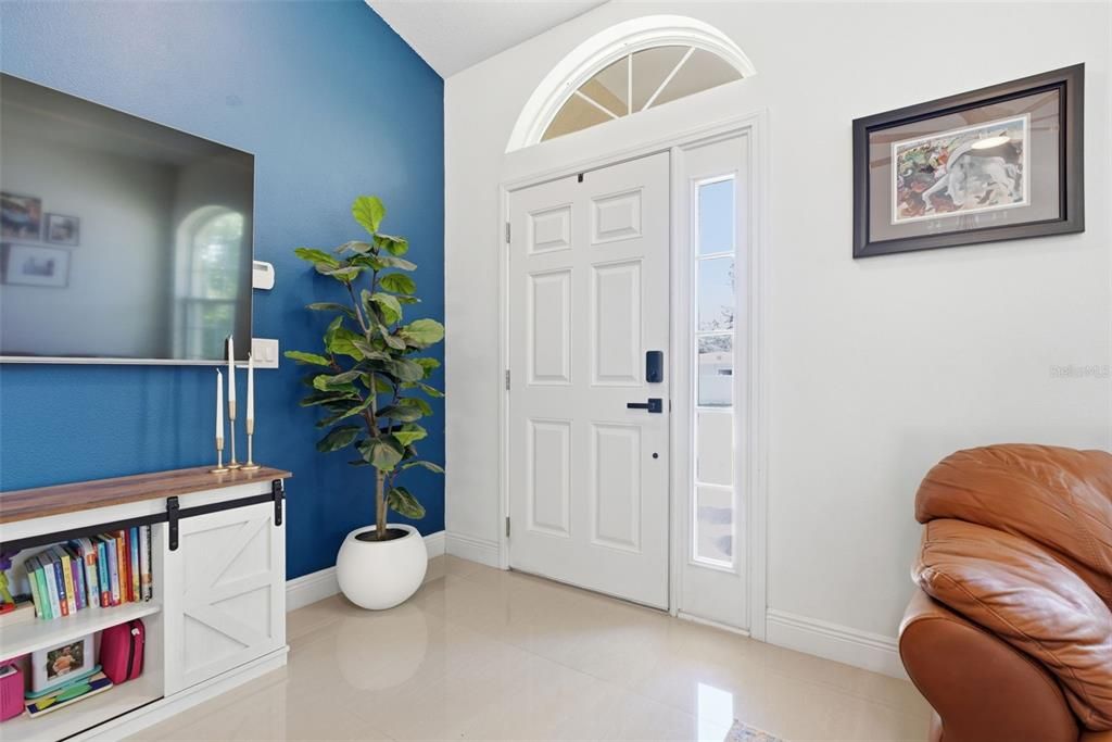 For Sale: $524,000 (3 beds, 2 baths, 1554 Square Feet)