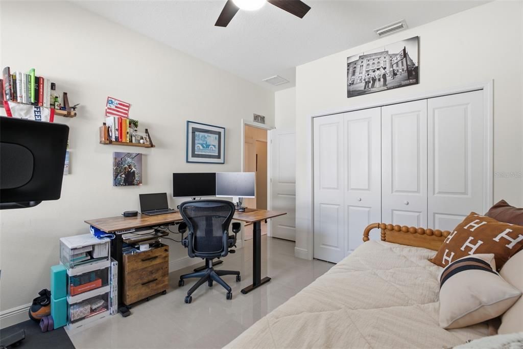 For Sale: $524,000 (3 beds, 2 baths, 1554 Square Feet)