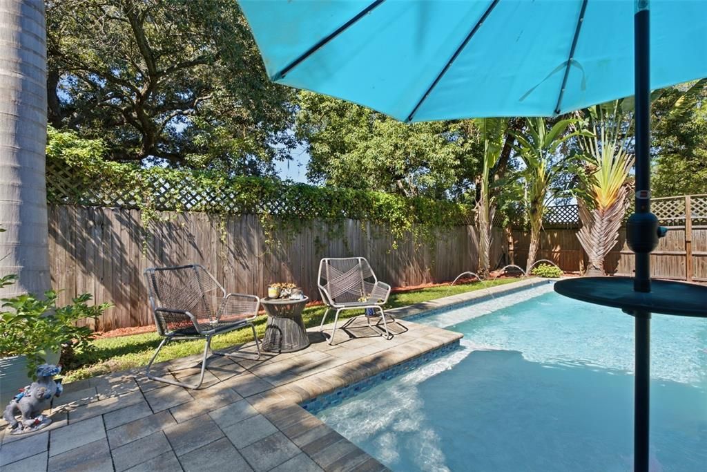 For Sale: $524,000 (3 beds, 2 baths, 1554 Square Feet)