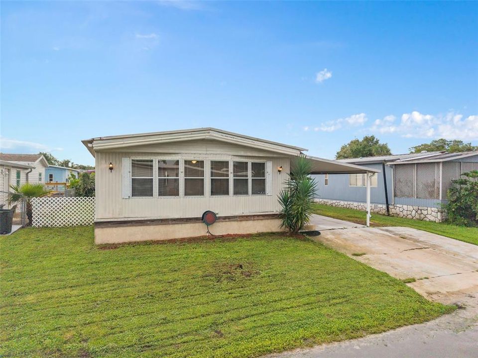 For Sale: $180,000 (2 beds, 2 baths, 1344 Square Feet)