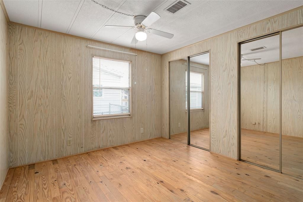 For Sale: $180,000 (2 beds, 2 baths, 1344 Square Feet)