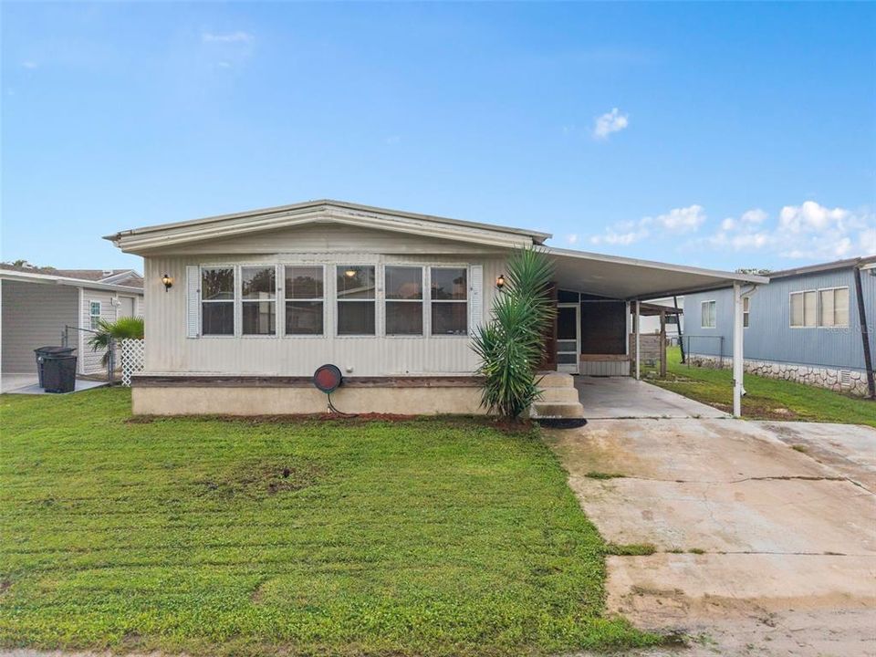 For Sale: $180,000 (2 beds, 2 baths, 1344 Square Feet)