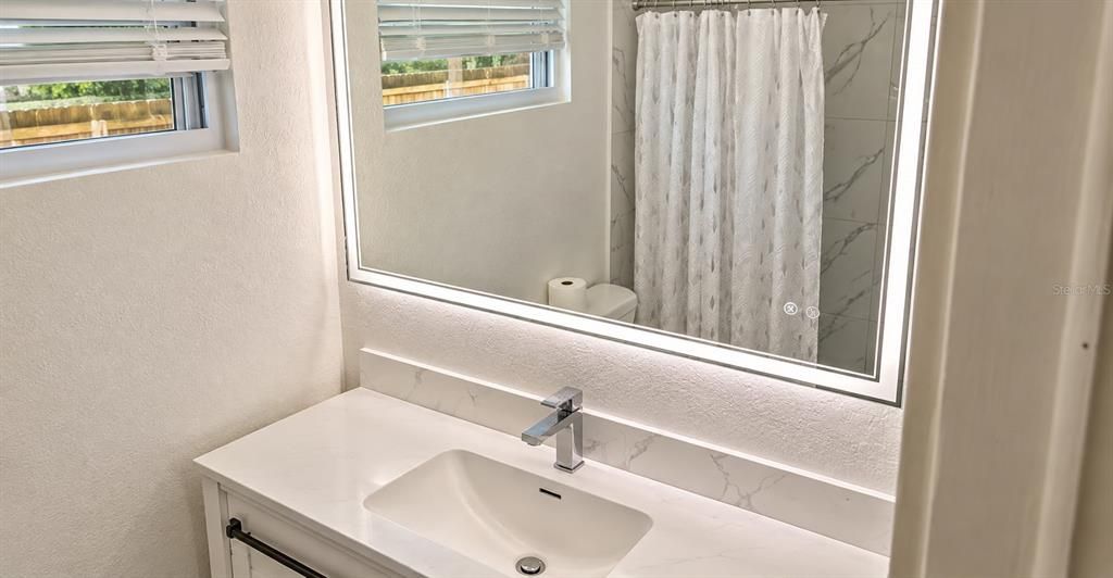 En Venta: $239,000 (2 camas, 2 baños, 1248 Pies cuadrados)