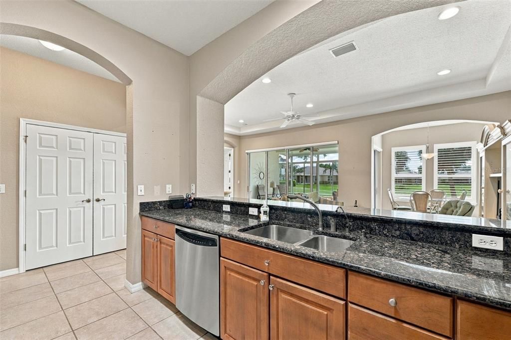 For Sale: $369,900 (3 beds, 2 baths, 1746 Square Feet)