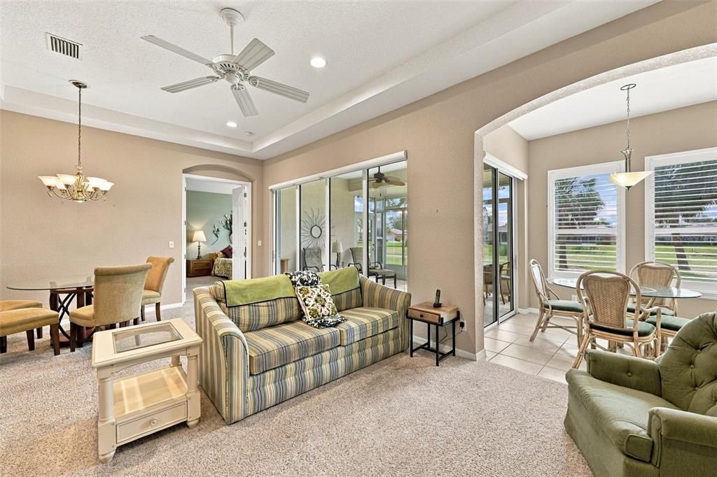 For Sale: $369,900 (3 beds, 2 baths, 1746 Square Feet)