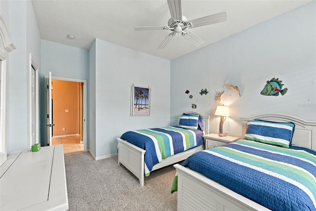 For Sale: $369,900 (3 beds, 2 baths, 1746 Square Feet)