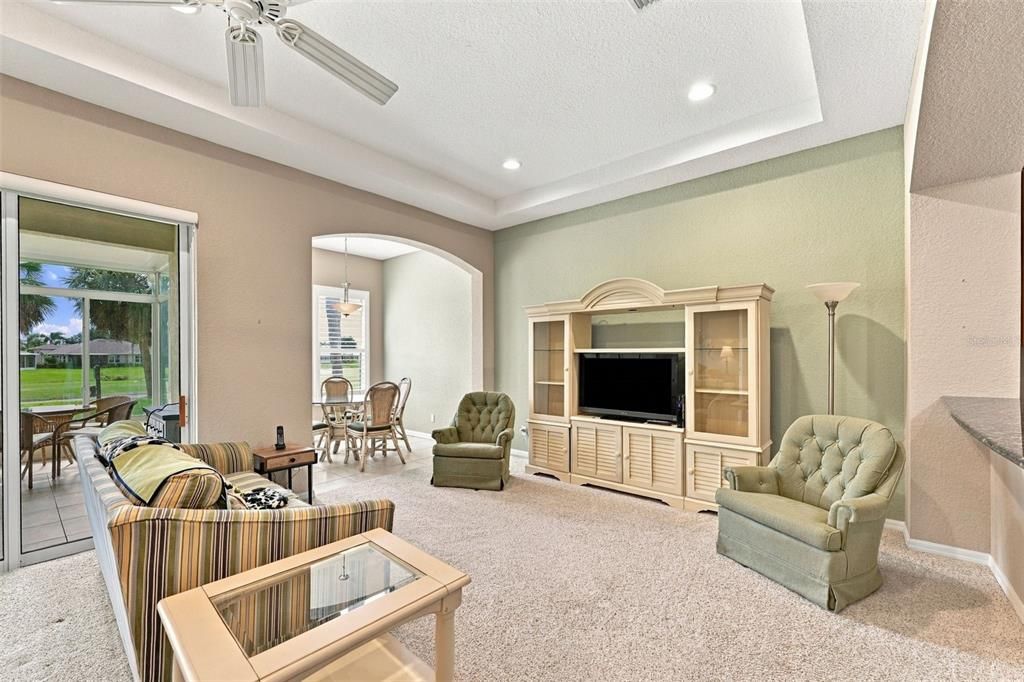 For Sale: $369,900 (3 beds, 2 baths, 1746 Square Feet)