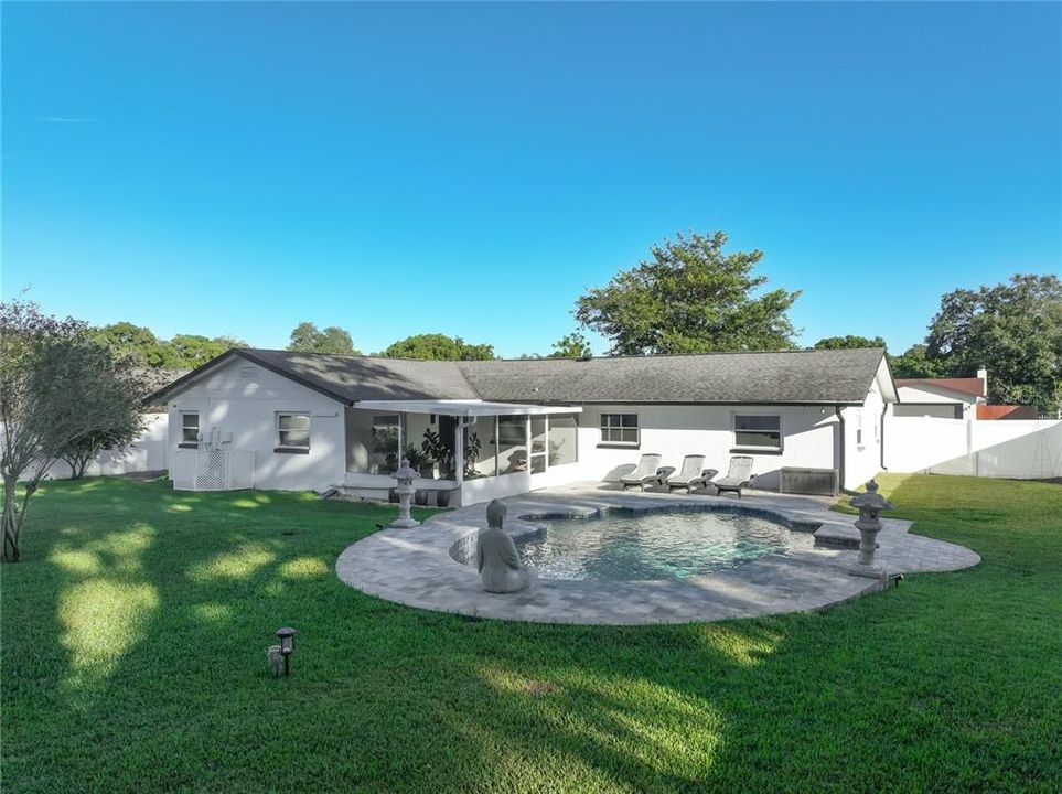 En Venta: $479,900 (3 camas, 2 baños, 1647 Pies cuadrados)