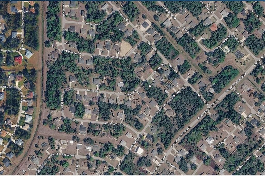 На продажу: $21,000 (0.23 acres)