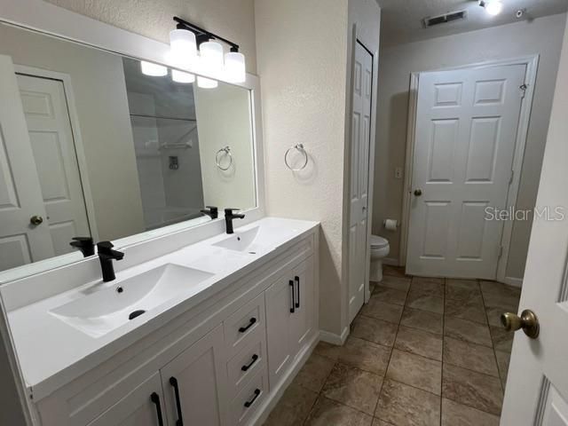 В аренду: $1,795 (2 спален, 2 ванн, 1044 Квадратных фут)