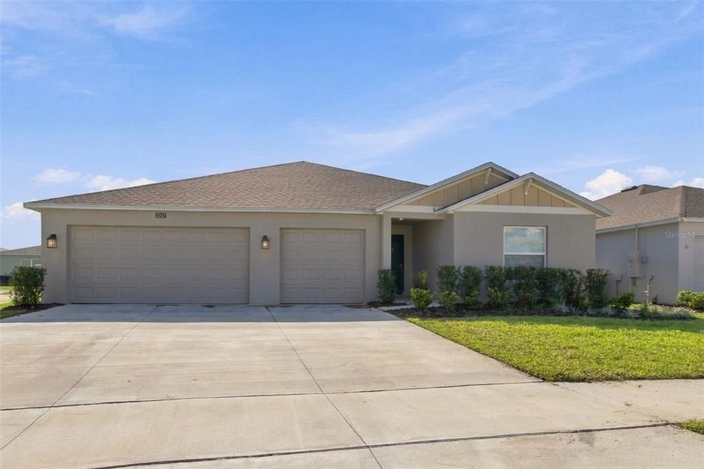 For Sale: $360,000 (3 beds, 2 baths, 1843 Square Feet)