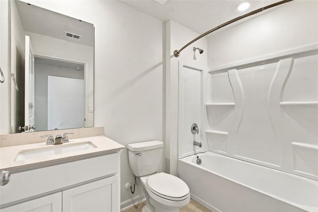 For Sale: $360,000 (3 beds, 2 baths, 1843 Square Feet)