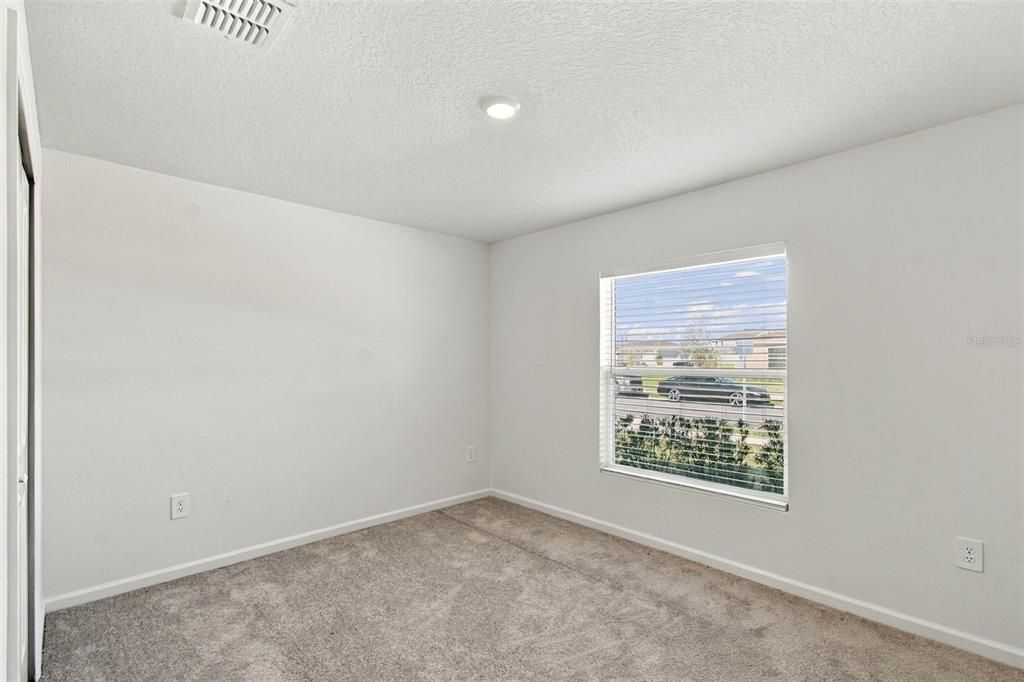 For Sale: $360,000 (3 beds, 2 baths, 1843 Square Feet)
