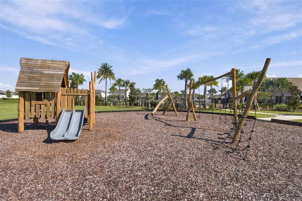 For Sale: $360,000 (3 beds, 2 baths, 1843 Square Feet)