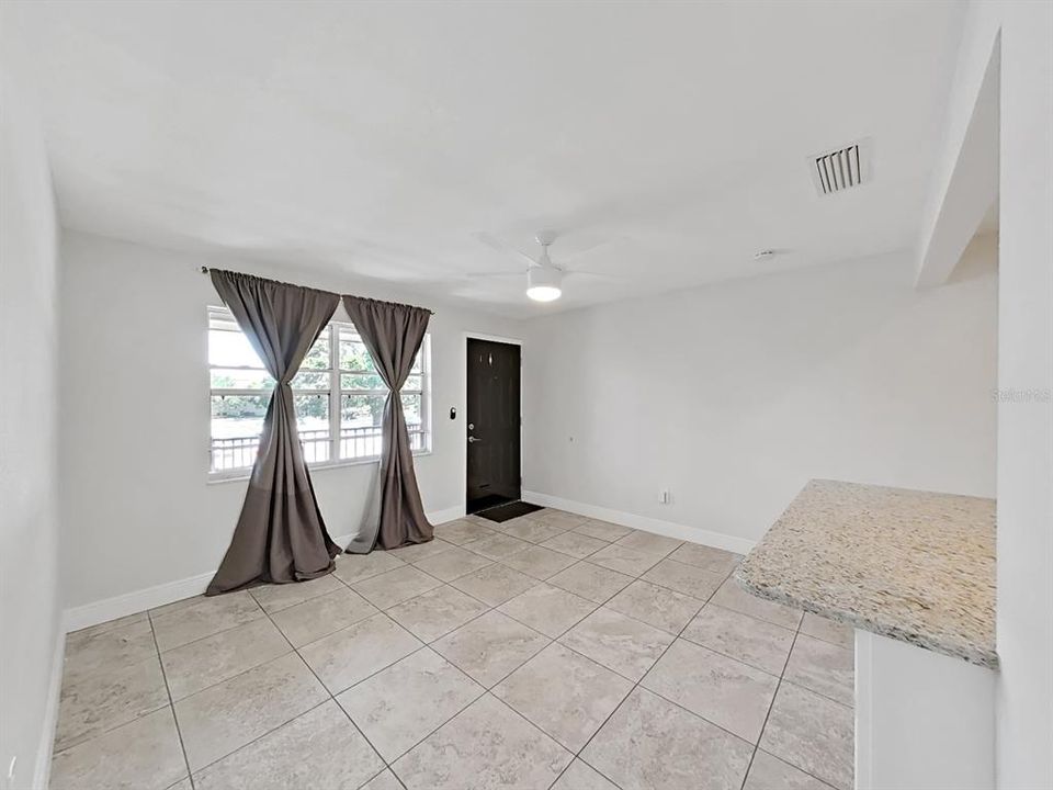 For Sale: $130,000 (1 beds, 1 baths, 500 Square Feet)