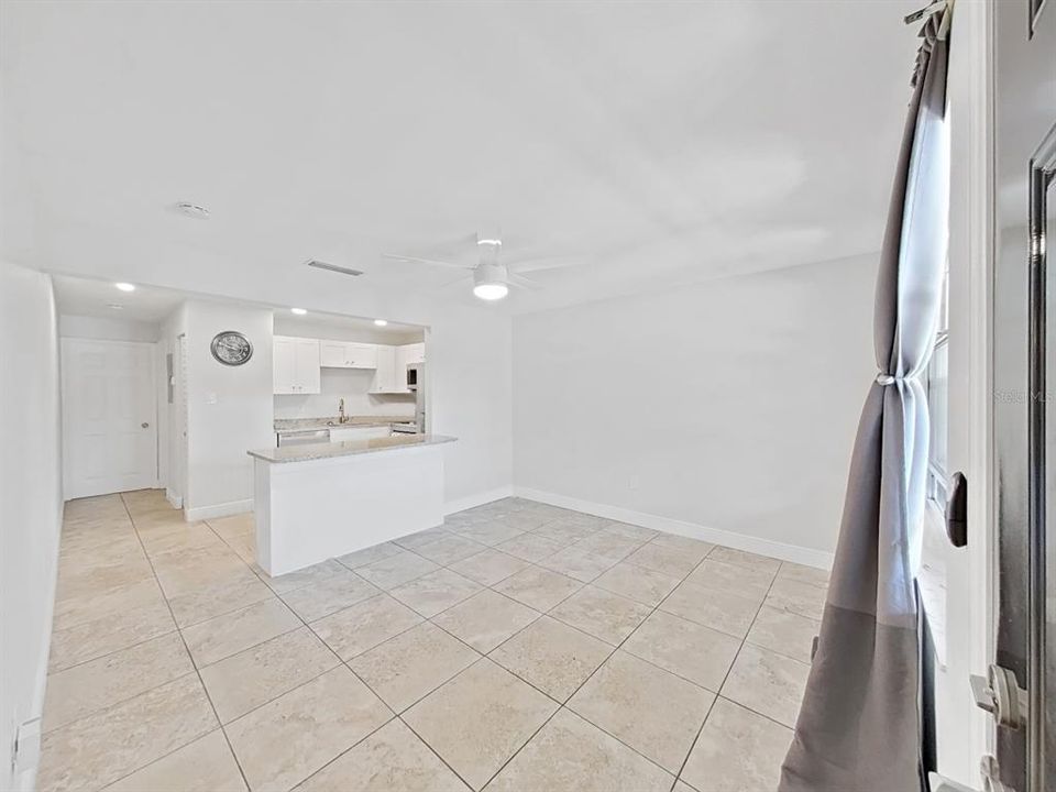 For Sale: $130,000 (1 beds, 1 baths, 500 Square Feet)